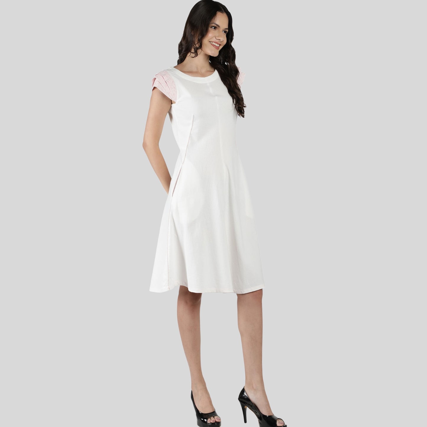 Alexia Dress Off White